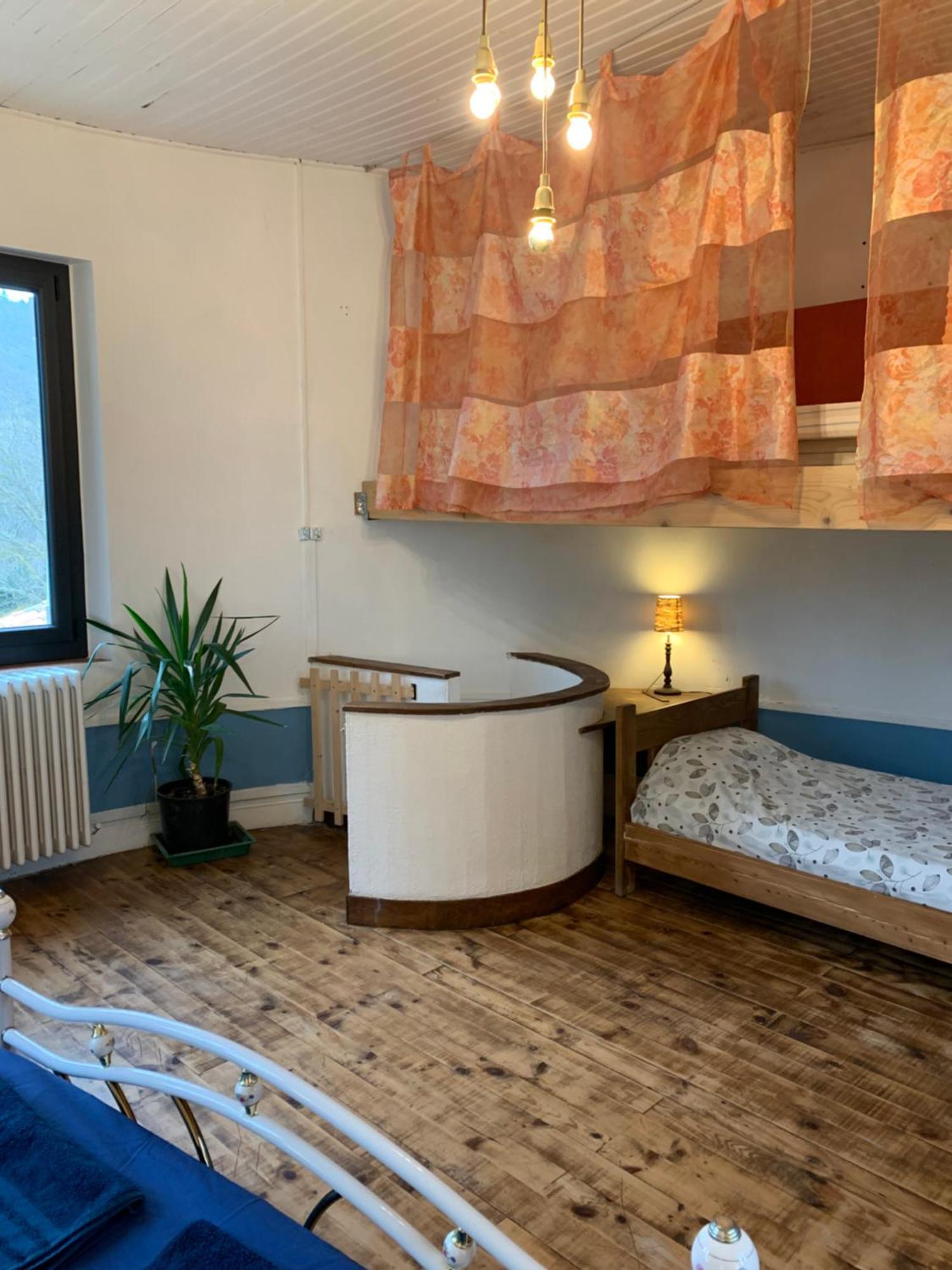 Les Favouilles - Gite & Chambres D Hotes Dauphin Bagian luar foto