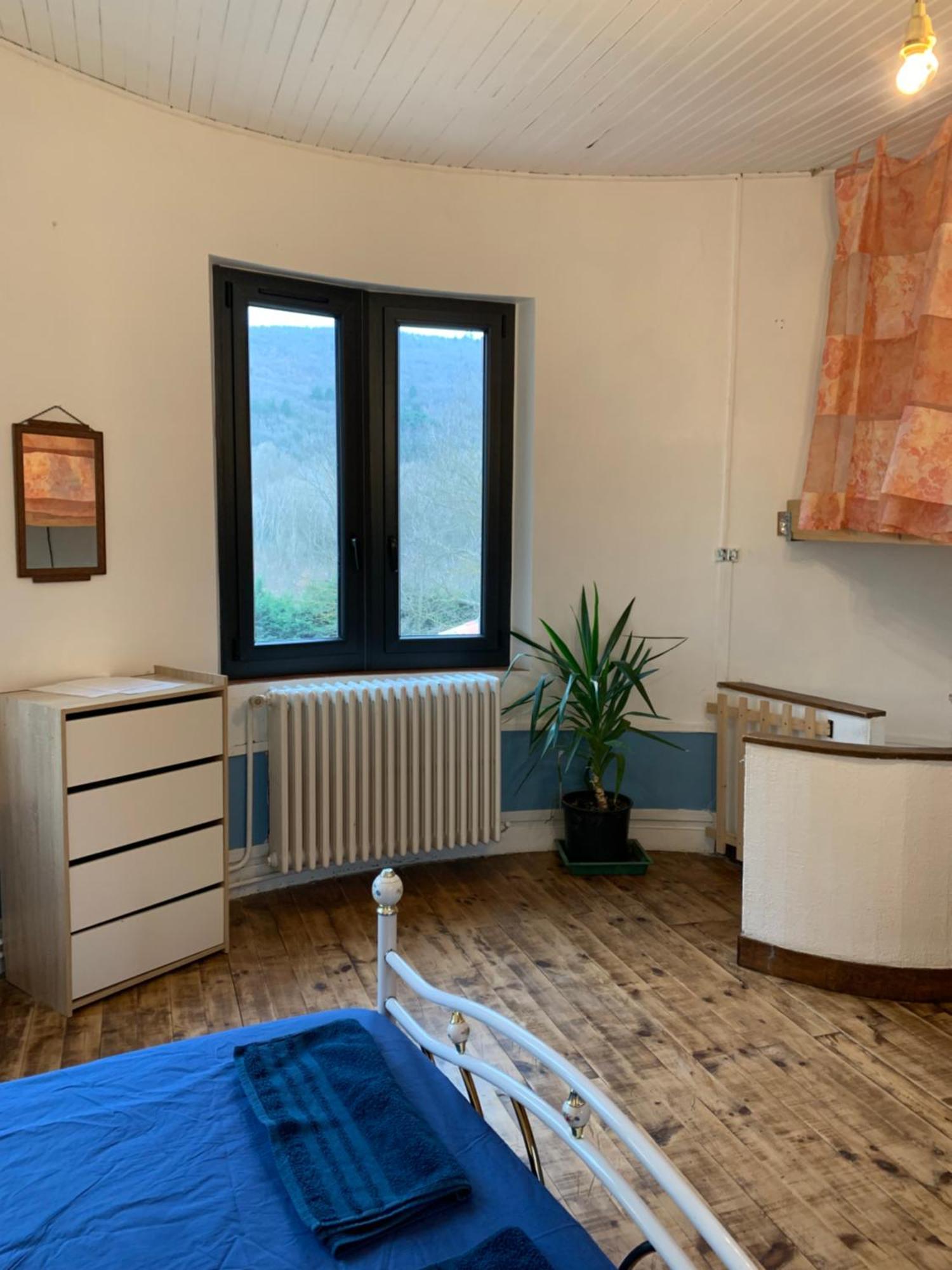 Les Favouilles - Gite & Chambres D Hotes Dauphin Ruang foto